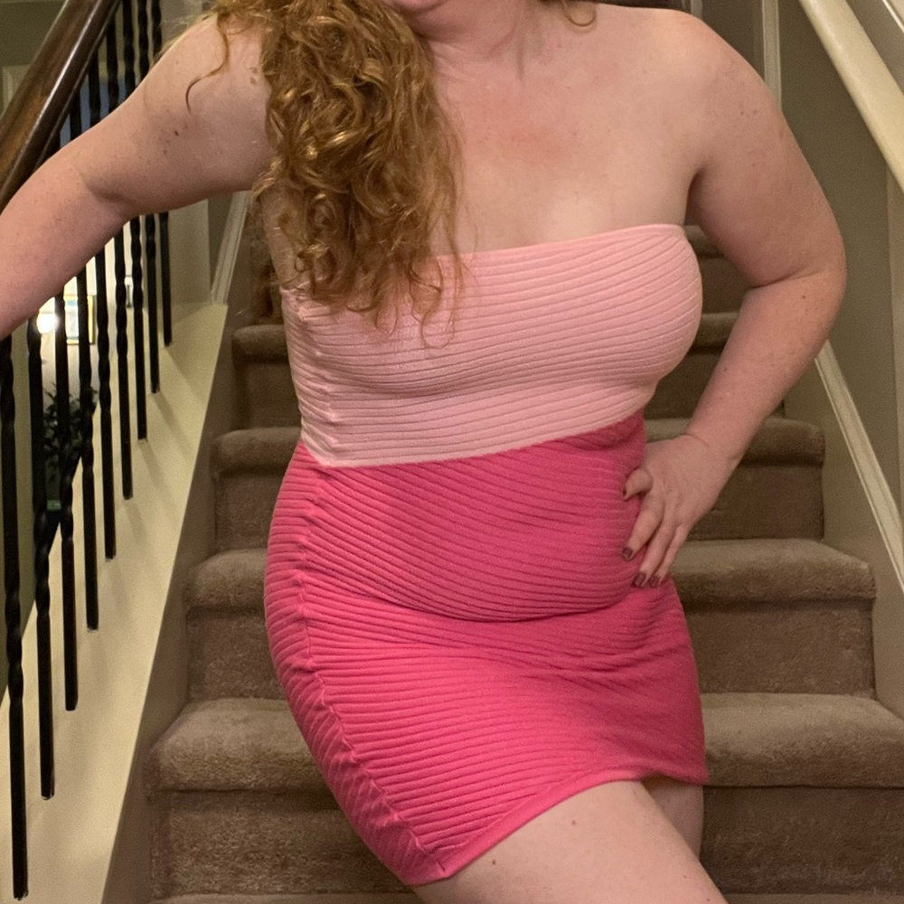 Cellecci Women’s pink mini dress NEW with tags size Small